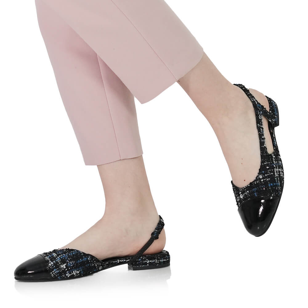 PANTOFI DECUPATI CAPRICIA
