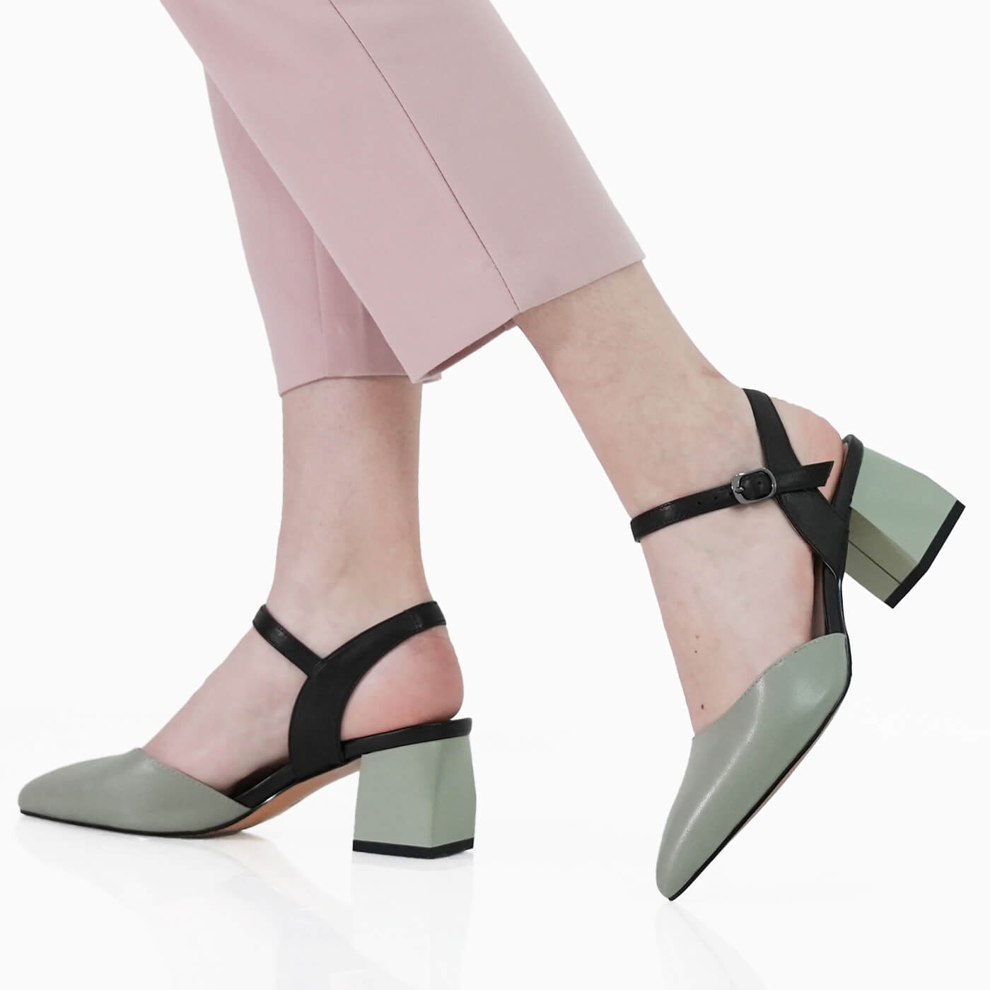 PANTOFI DECUPATI FIORE FINO