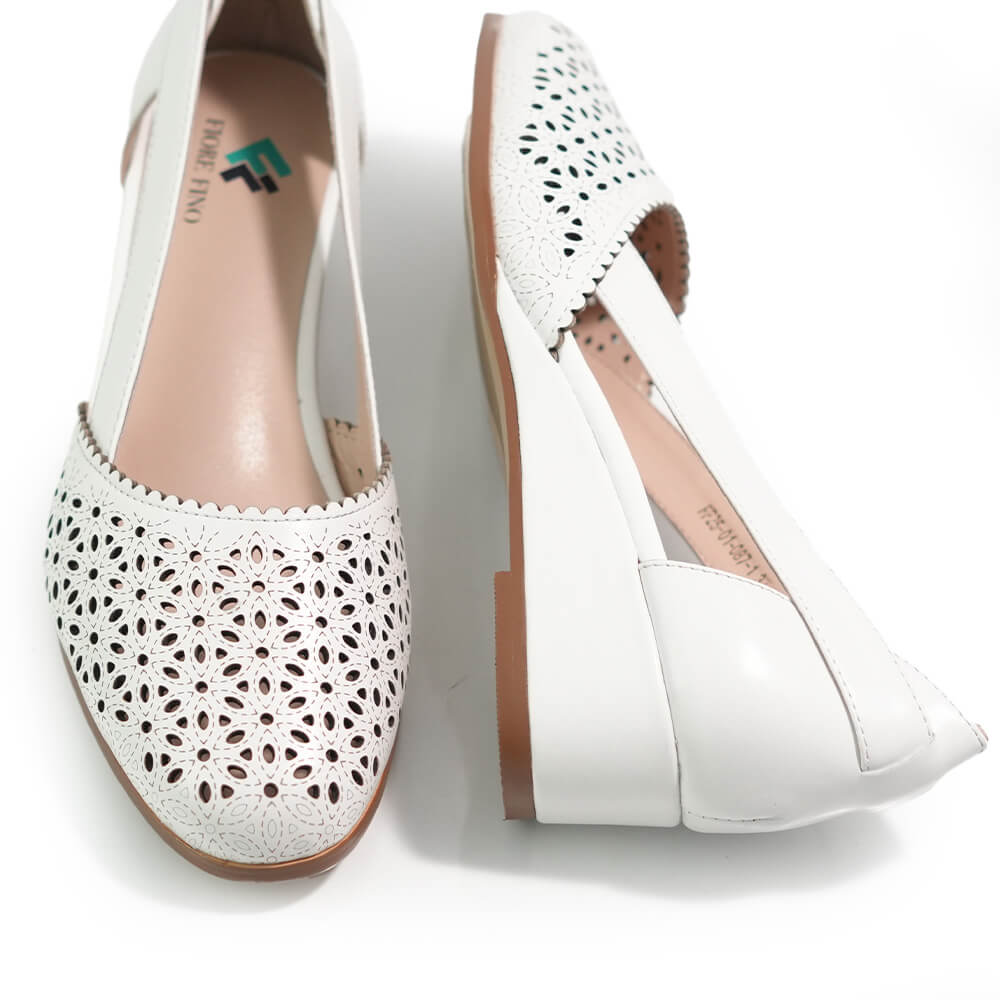 PANTOFI PERFORATI FIORE FINO