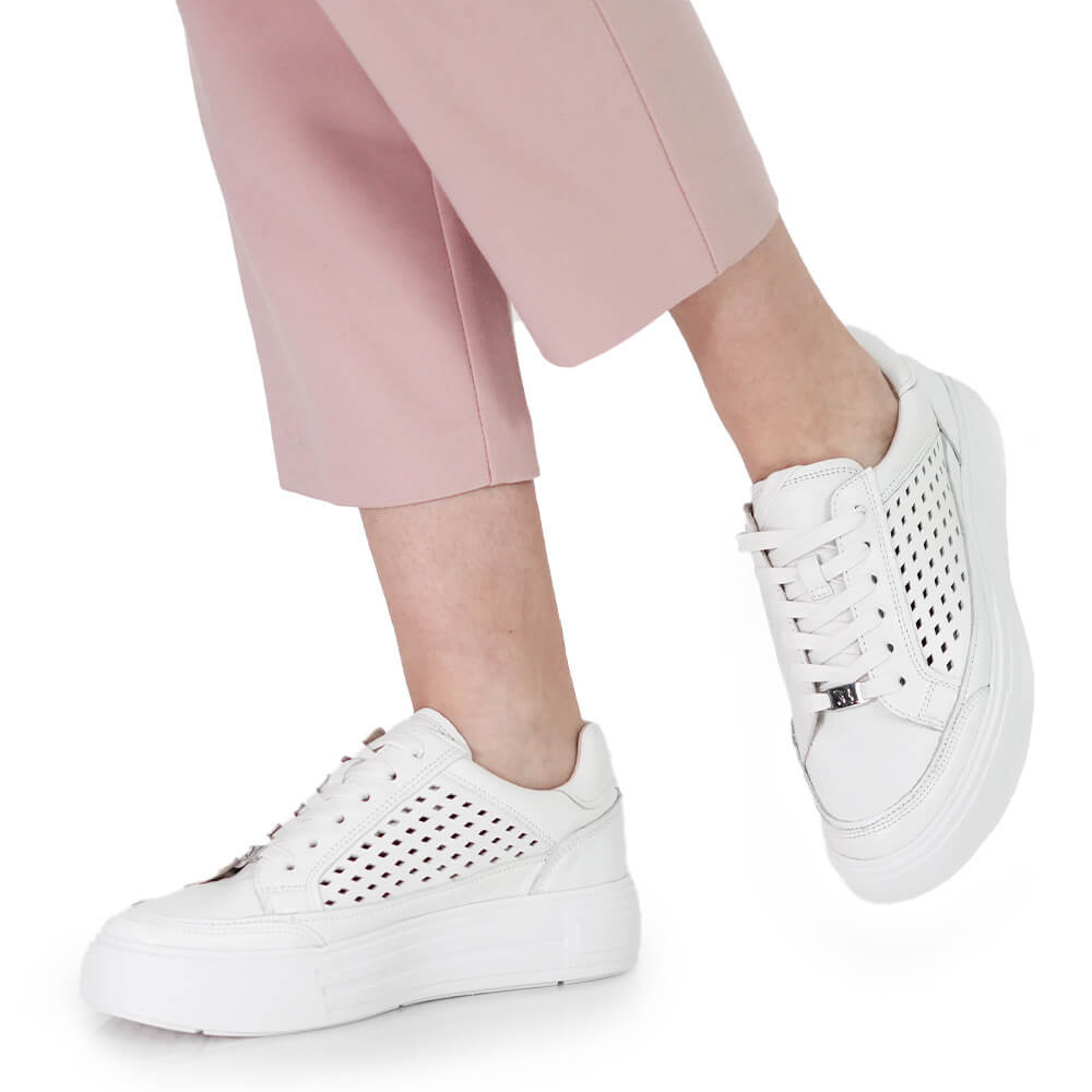 PANTOFI SPORT CAPRICE