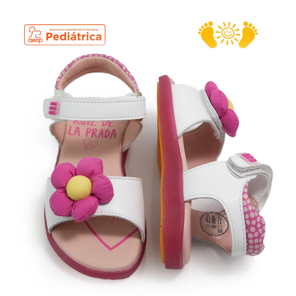 SANDALE AGATHA RUIZ DE LA PRADA